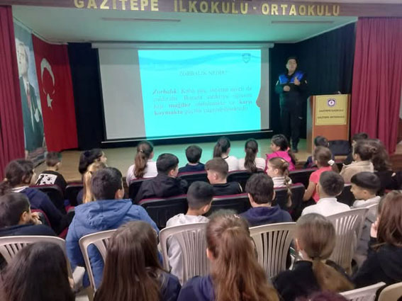 Silivri Rehberlik Merkezinden Gazitepe’de Güvenli Gelecek Eğitimi