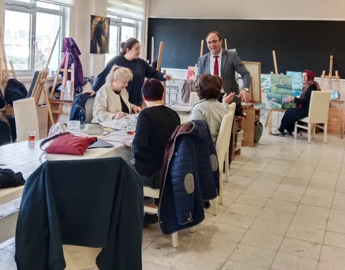 Silivri Halk Eğitim Müdürü Engin Akbal’dan Sanat Kursuna ziyaret