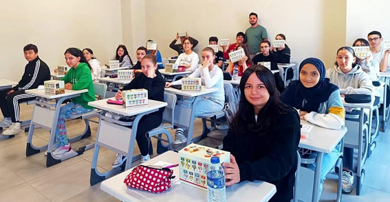 Silivri Eğitim Akademisi öğrencilerine 23 Nisan sürprizi