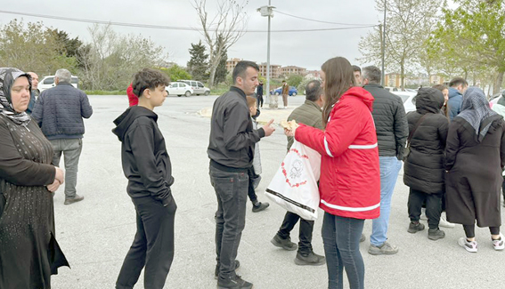 Silivri Kızılay Şubesinden deprem sonrası sıcak destek