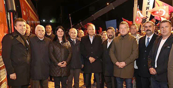 Silivri Belediye Başkanı Balcıoğlu “Millet iradesine sahip çıkıyor” mitingindeydi