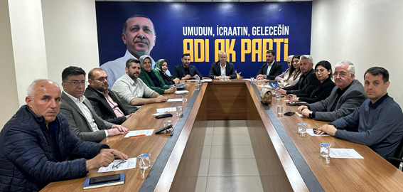 Silivri AK Parti İlçe Başkanlığı’nda Yürütme Kurulu Toplantısı