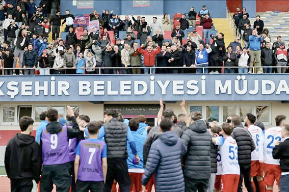 Silivrispor maçında futbolun ötesinde siyasi hesaplaşmalar