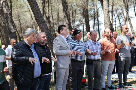 Silivri’de Yağmur Duası: Birlikte bereket için dua edildi