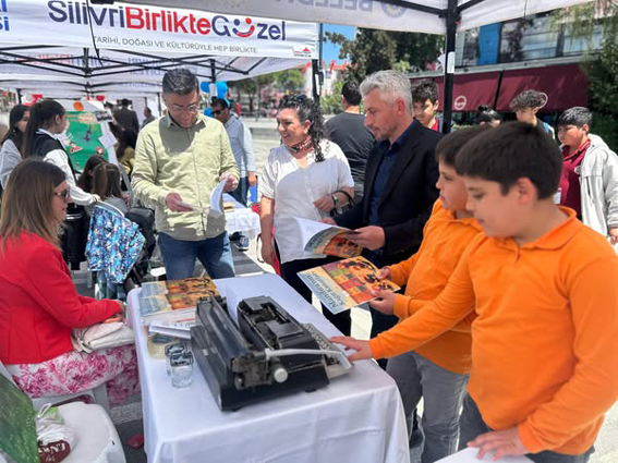 Silivri AK Parti’den genç yazarlara destek ziyareti