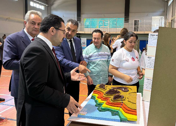 Silivri Hasan Sabriye Gümüş Lisesi’nde Bilim Fuarı heyecanı