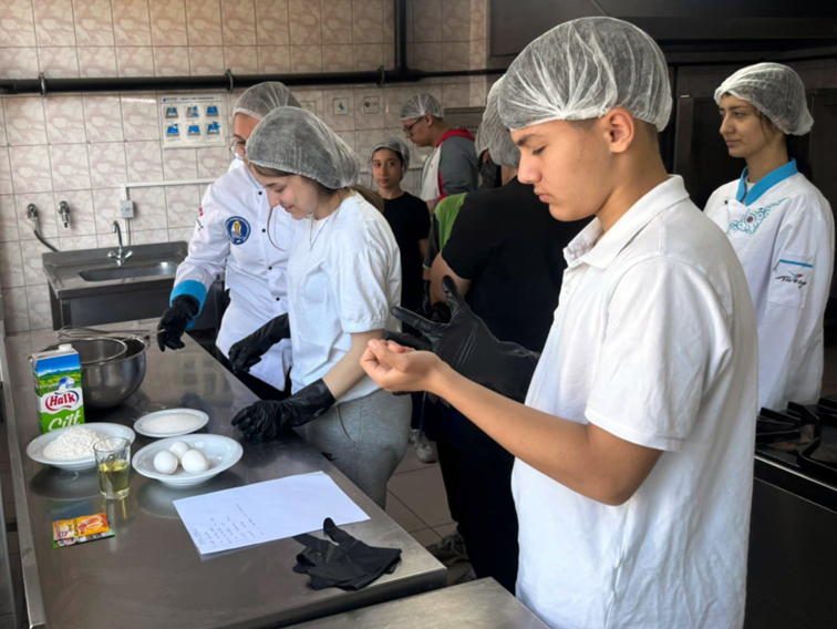 Silivri Ortaokulu öğrencilerinden lisede deneyim
