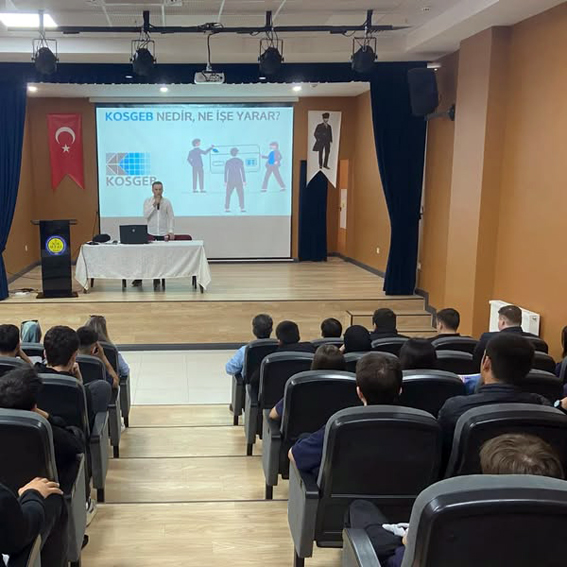 Silivri Necip Sarıbekir Lisesi’nde öğrencilere gelecek rehberliği