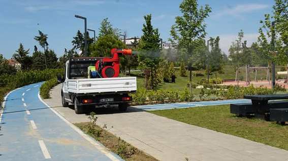 Silivri Millet Bahçesi’nde ilaçlama çalışması yapıldı
