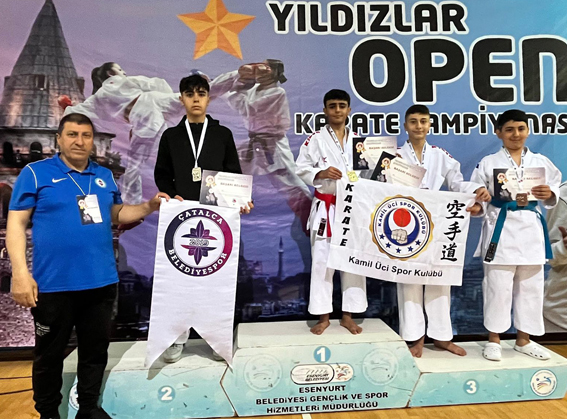 Enes Zafer Şimşek’ten Karate Şampiyonası’nda çifte madalya