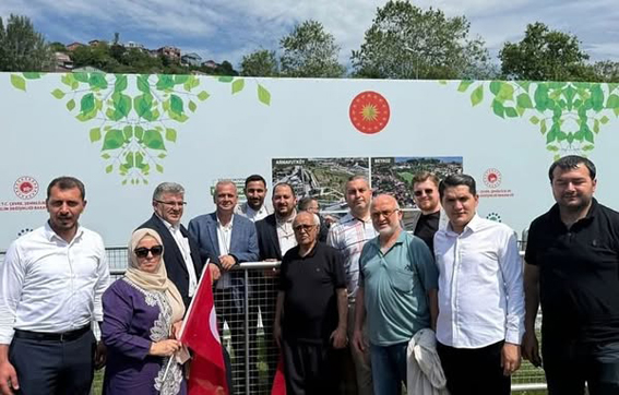 Silivri AK PartiTeşkilatı, İstanbul’un Fethi Ve Millet Bahçesi açılışına katıldı