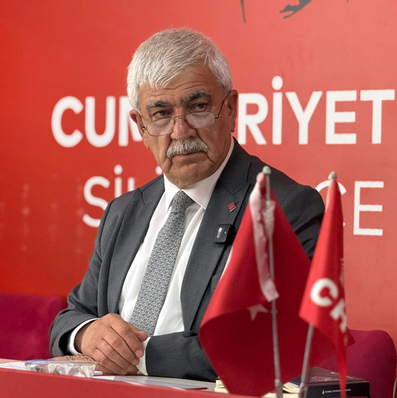 Silivri CHP İLÇE BAŞKANI KÖMÜR'DEN SERT ELEŞTİRİLER: “Devletin kurumlarını arka bahçeniz gibi kullanamazsınız”