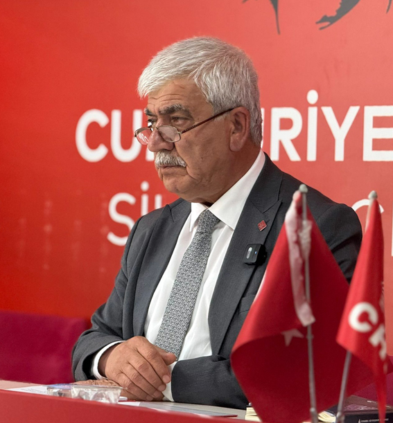 “Ekrem İmamoğlu millet demektir, umut demektir, gelecek demektir!”