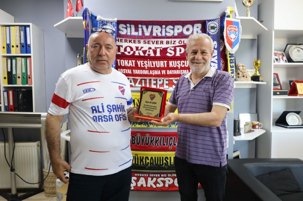 Ali Şahin’e Ortaköyspor’dan Teşekkür Plaketi