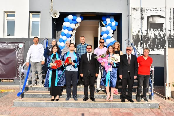 Atatürk Anadolu Lisesi Mezunlarını gururla uğurladı