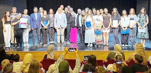 Silivri Güzel Sanatlar Akademisi Kursiyerlerinden “Çehovyen” performansı