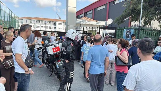 Silivri Zabıta Müdürlüğü Ekipleri, LGS sınavında öğrenciler için sahadaydı