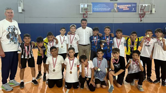 Silivri Çağrıbey Ortaokulu’nda Etkinlik Haftası Futsal coşkusuyla renklendi