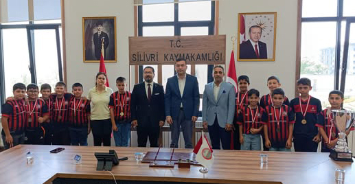 Silivri Kaymakamı Toğan’dan şampiyon takımlara tebrik