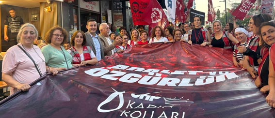 CHP Silivri Örgütü Avcılar Mitinginde 'Milletin iradesine sahip çıktı'