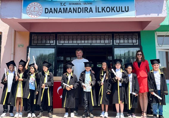 Silivri Danamandıra İlk Ve Ortaokulu Mezunlarını uğurladı