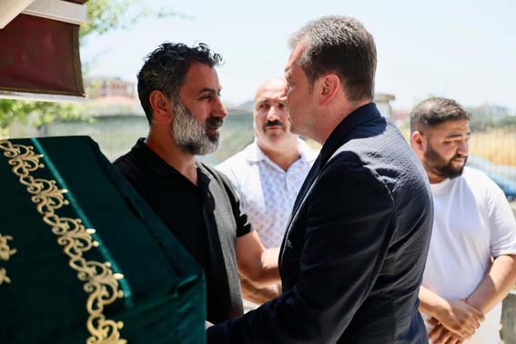 Silivri Belediye Başkanı Balcıoğlu, Sıdıka Püsküllü’yü son yolculuğuna uğurladı