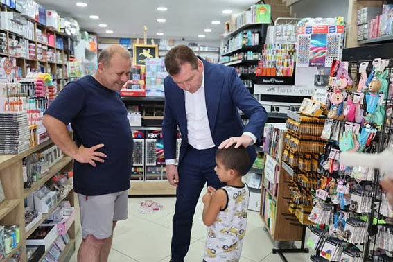 Silivri Belediye Başkanı Balcıoğlu esnaf ve vatandaşlarla buluşmaya devam ediyor