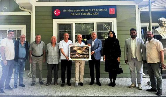 AK Parti’den Muharip Gaziler Derneğine anlamlı ziyaret