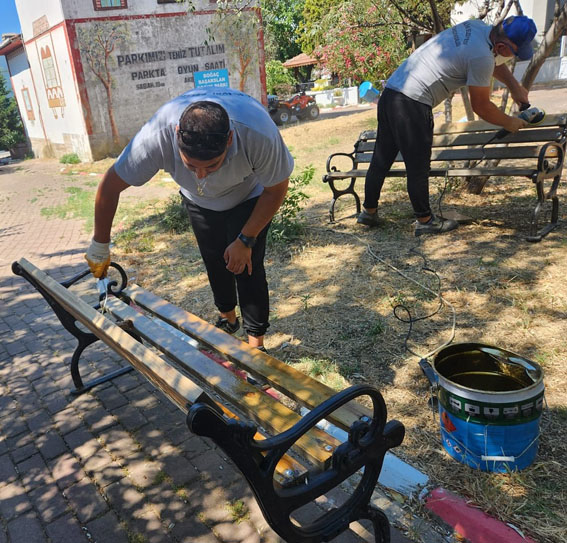 Silivri’de park ve yeşil alanlarda yaz mesaisi