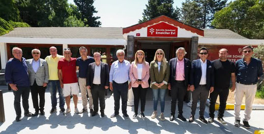 CHP’liler Bakırköy’de buluştu: “Birlikte kazanacağız, birlikte değiştireceğiz”