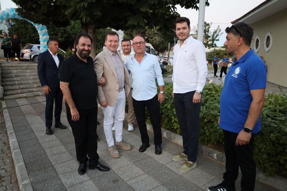 Gümüşyakaspor Şampiyonluğu Görkemli Geceyle Kutladı