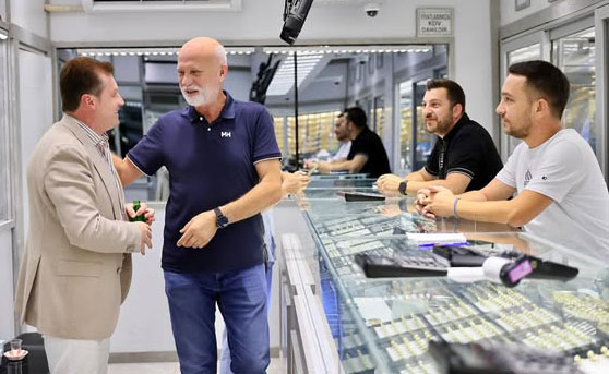 Silivri Belediye Başkanı Balcıoğlu, çarşı esnafıyla bir araya geldi