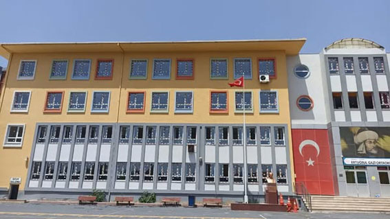 Silivri Ertuğrul Gazi Ortaokulu’nda öğrenci güvenliği için yenilik