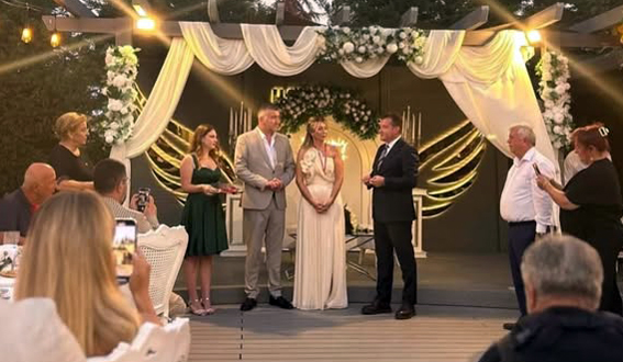 Gülin Balcıoğlu ve Arda Eryılmaz evlilik yolunda ilk adımı attı