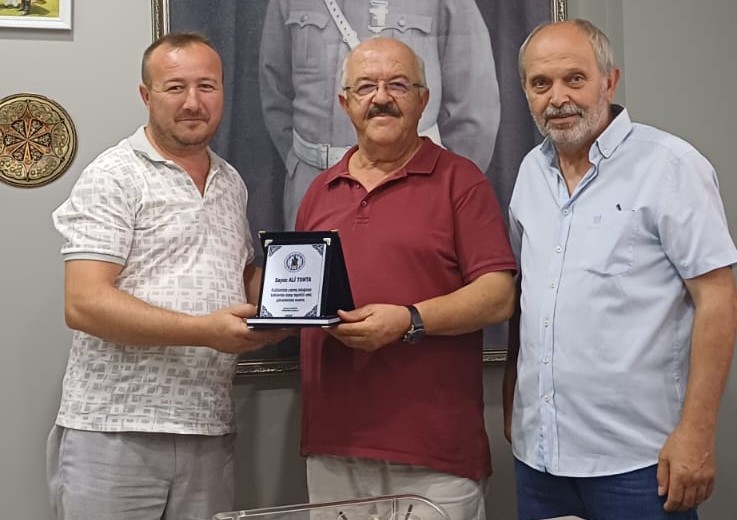 Sayalarspor’dan Ali Tonta’ya teşekkür ziyareti
