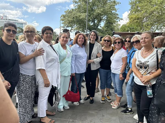 Silivri CHP Kadın Kolları’ndan “Aile Dayanışma Ağı” buluşmasına destek