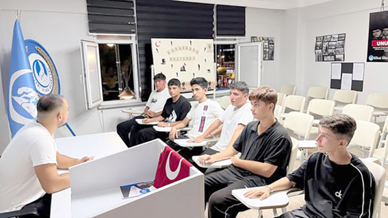 Silivri Ülkü Ocakları’ndan “Kızılelma” Semineri