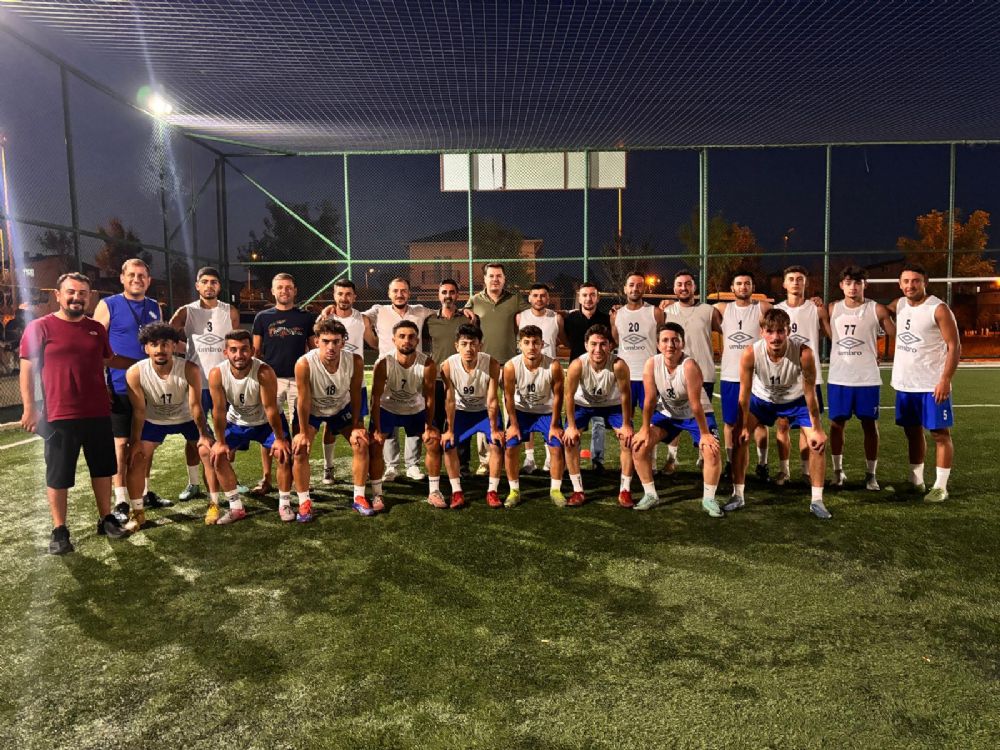 Gümüşyakaspor yeni sezonun ilk idmanına çıktı