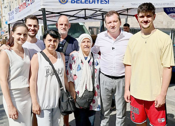 Silivri Belediye Başkanı Balcıoğlu Semt Pazarı ve Esnafı ziyaret etti