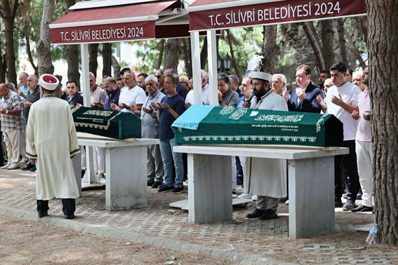 Hatice Hamoğlu Ve Kadri İpek son yolculuğuna uğurlandı