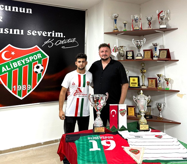 Alibeyspor’da Transfer Hareketliliği: İki İmza Birden