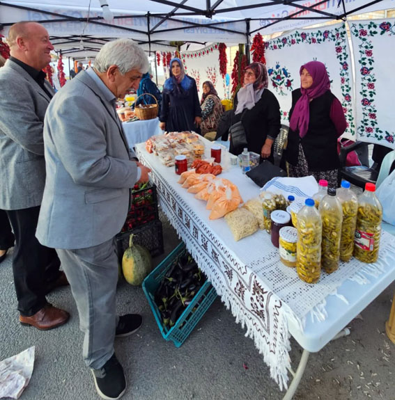 Silivri CHP İlçe Başkanı Kömür, Kırmızı Biber Şenliği’ne katıldı