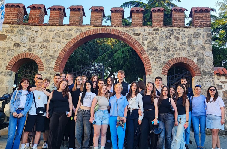 Silivri Prof. Dr. Fuat Sezgin Fen Lisesi’nden MEB Onaylı Kardeş Okul Protokolü