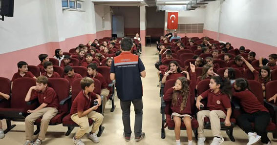 Silivrili Öğrenciler Su Verimliliği Seferberliği hakkında bilgilendirildi
