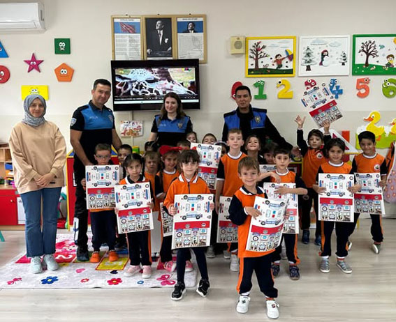 Silivri Abdullah Aliye Can öğrencilerine Trafik ve Güvenlik Eğitimi