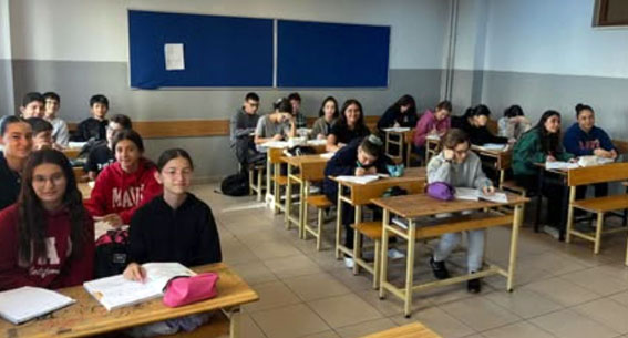 Silivri İBB Abdülezel Paşa Ortaokulu’nda LGS Hazırlık Kursları tüm hızıyla devam ediyor