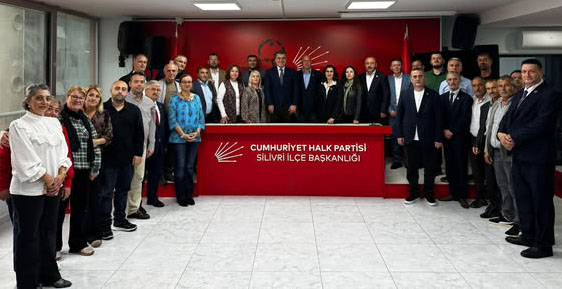 Silivri Muhtarlar Derneği’nden CHP İlçe Başkanı Doruk Bulut’a hayırlı olsun ziyareti