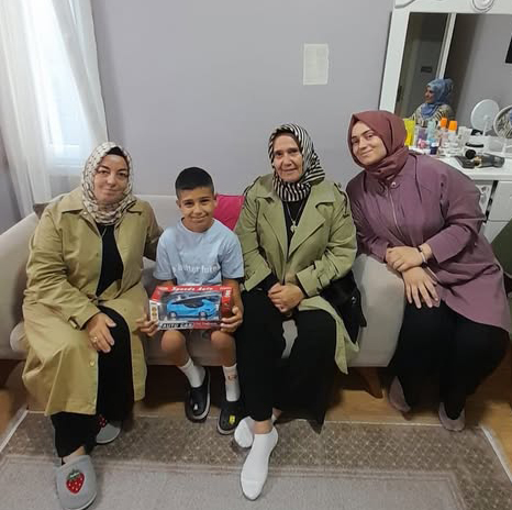 Silivri AK Parti teşkilatından hane ziyaretleri: “Her haneye dokunan hizmet anlayışıyla çalışıyoruz”