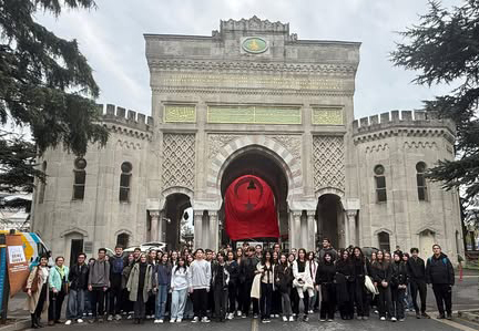 Silivri Atatürk Anadolu Lisesi Öğrencilerinden Bilim ve Tarih Gezisi