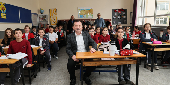 Silivri okullarında “Çök–Kapan–Tutun” Tatbikatı gerçekleştirildi